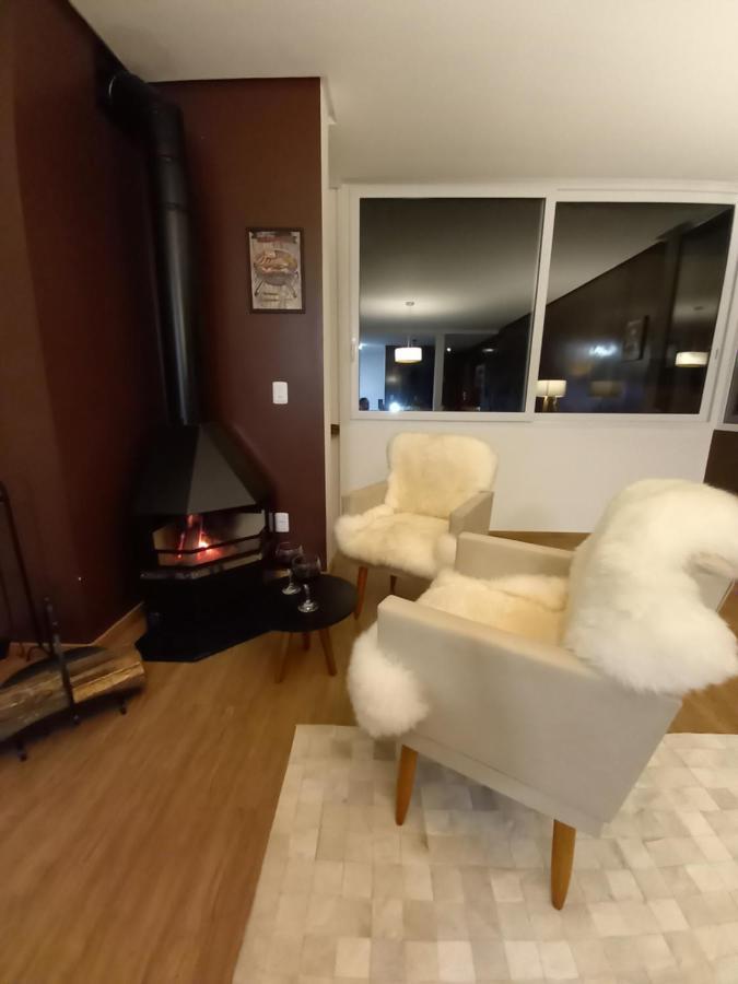 Gramado - Apartamento Aconchegante Com Lareira E Churrasqueira المظهر الخارجي الصورة